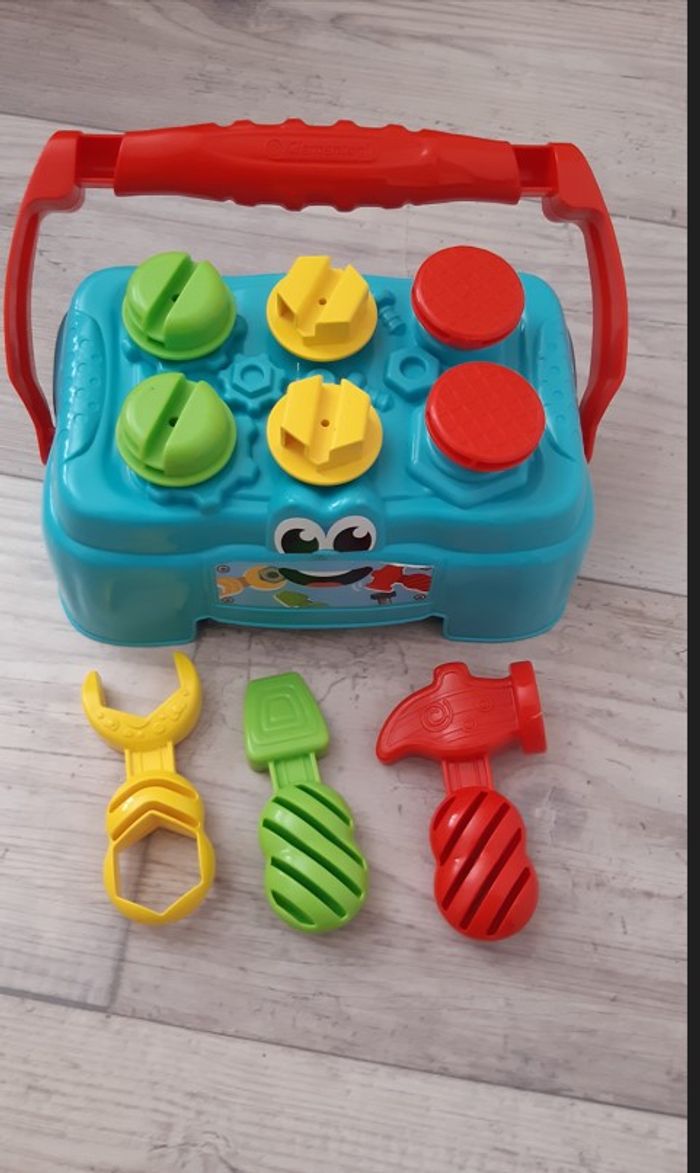 Mon premier établi Clémentoni
