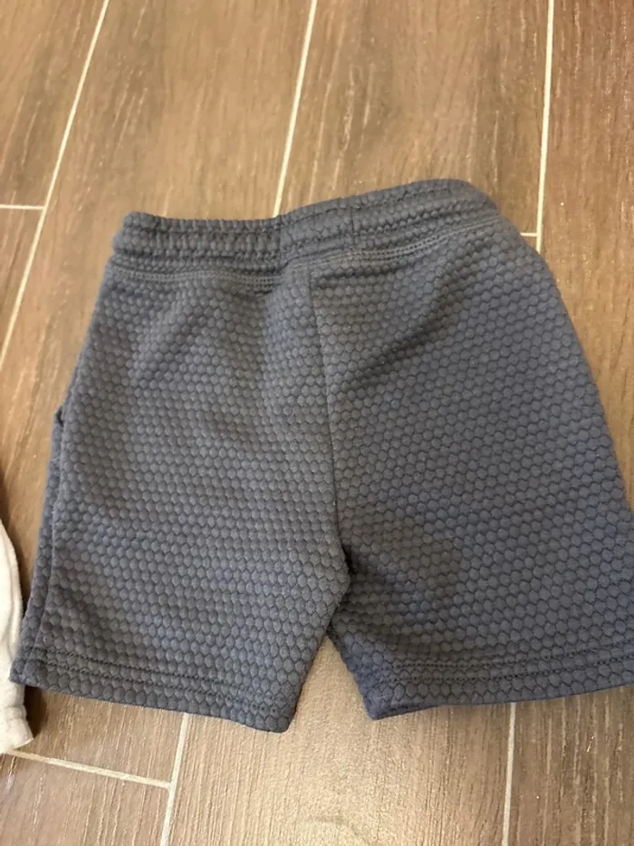 Lot 2 shorts - photo numéro 5