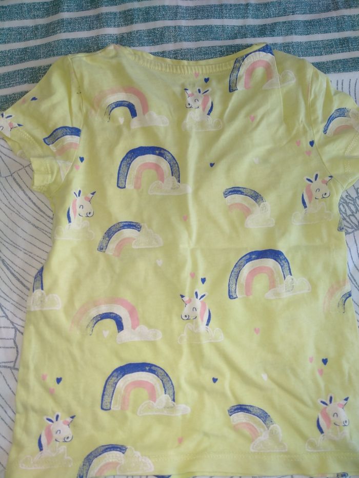 T-shirt fille  Kiabi 6 ans licornes et arc-en-ciel - photo numéro 2