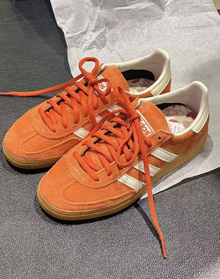 Spéciale Adidas Handball taille 38