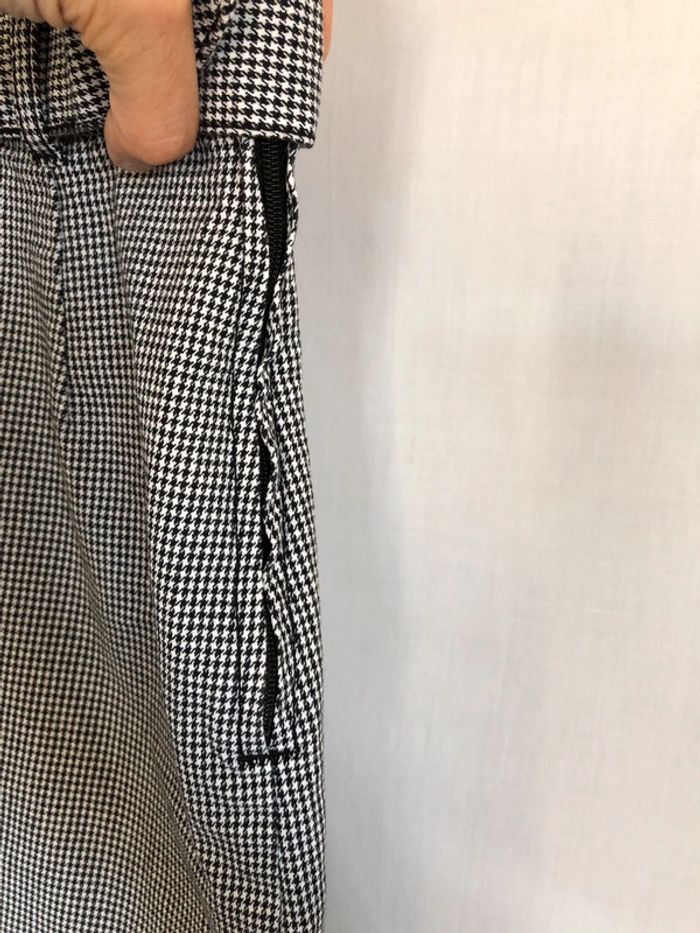 Jupe grise motif pied de poule avec ceinture Divided comme neuve 36 - photo numéro 13