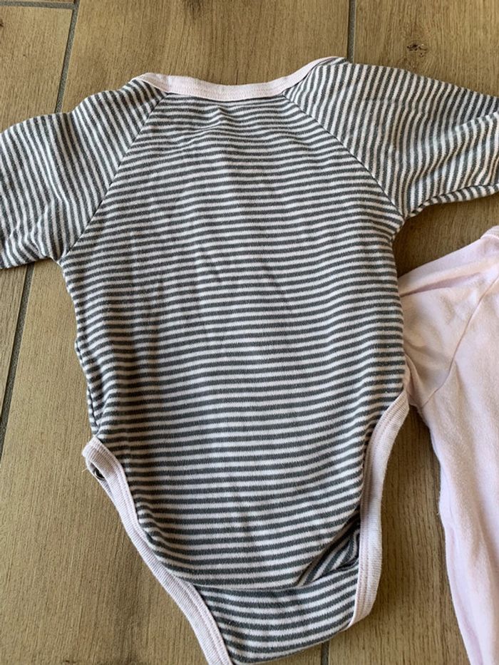 Lot de 2 bodies Boboli taille 12 mois - photo numéro 6