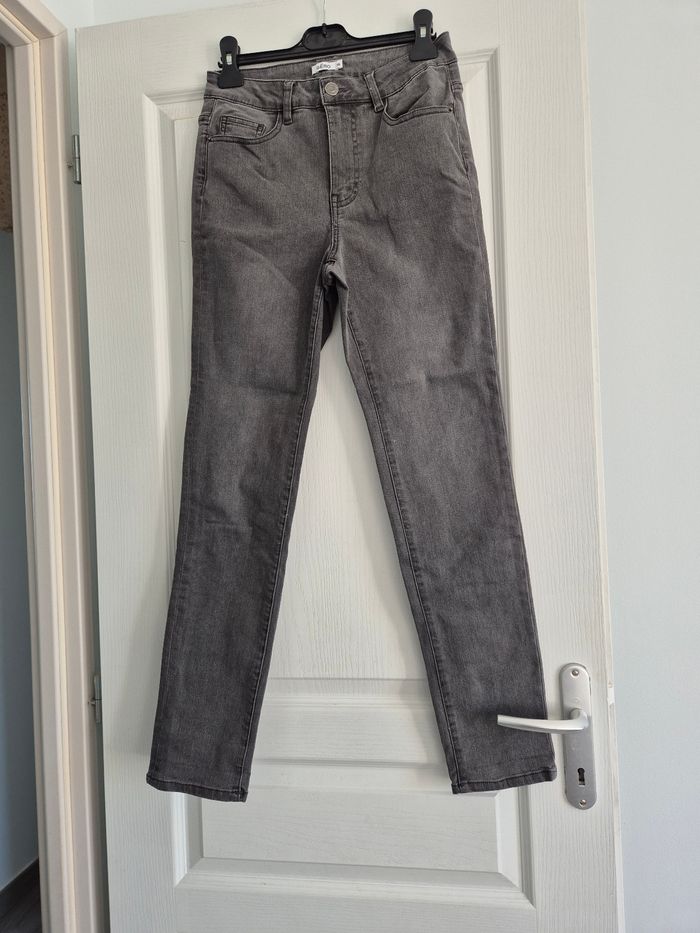 Jean slim femme gris taille 36 - photo numéro 1
