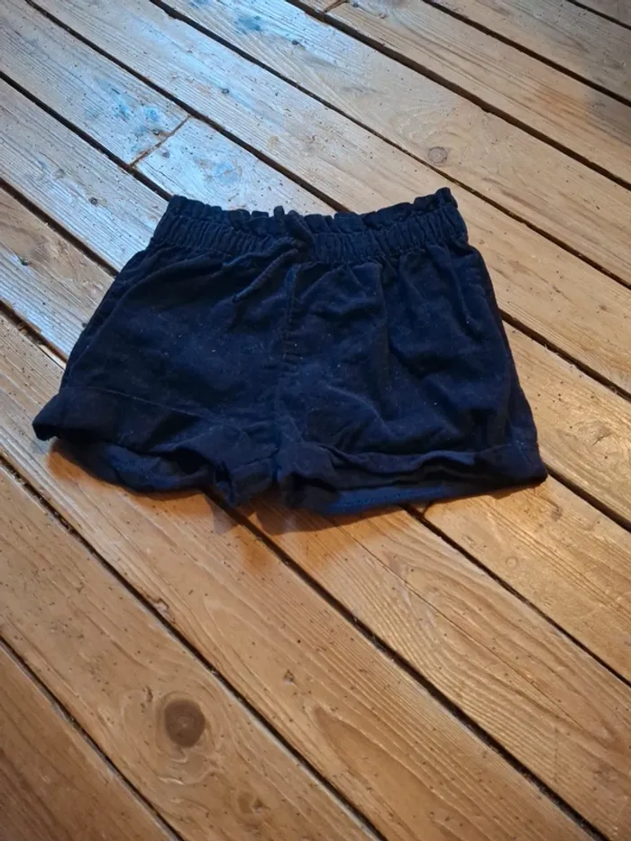 Short taille 2 ans