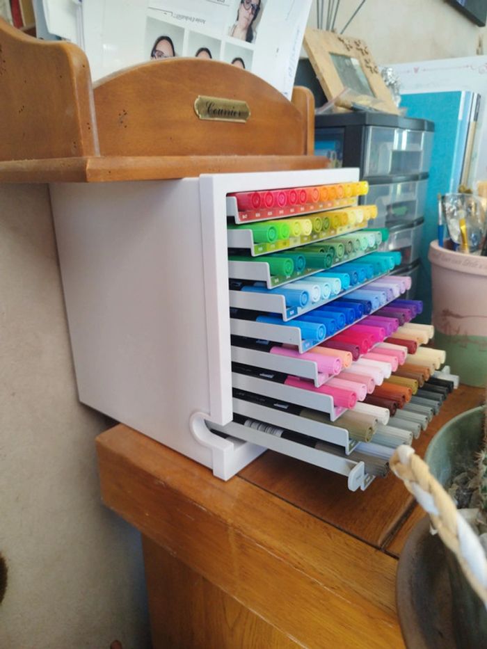 Ensemble 108 feutres tombow et son organisateur - photo numéro 3