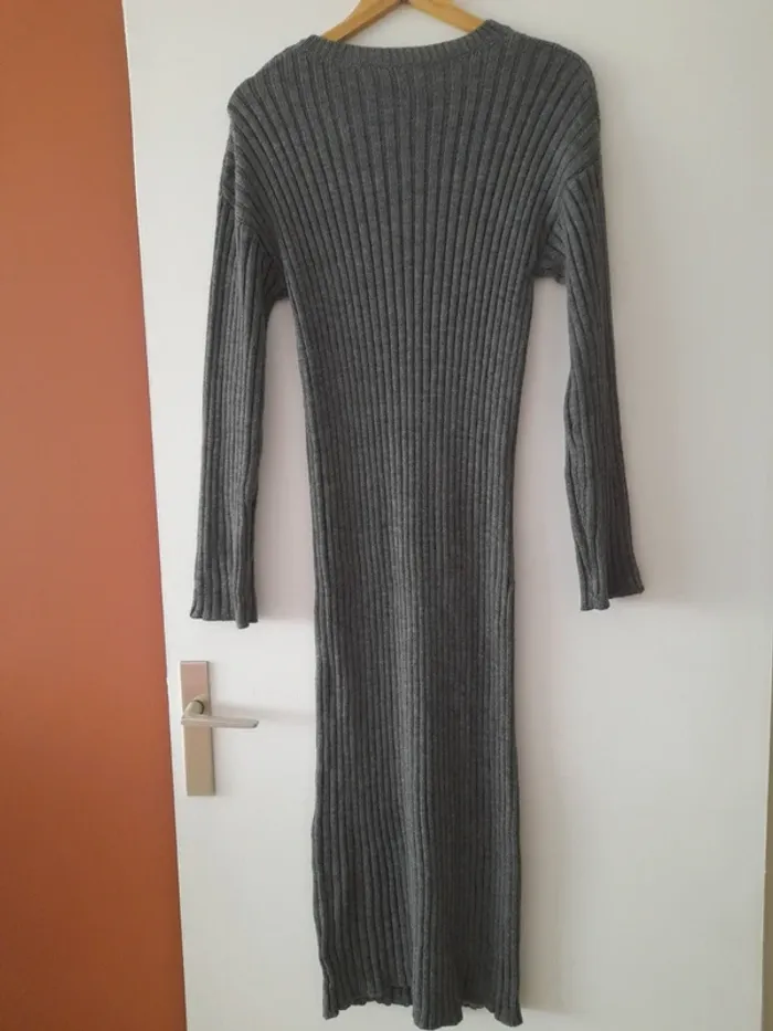 Robe longue moulante en lainage - photo numéro 5