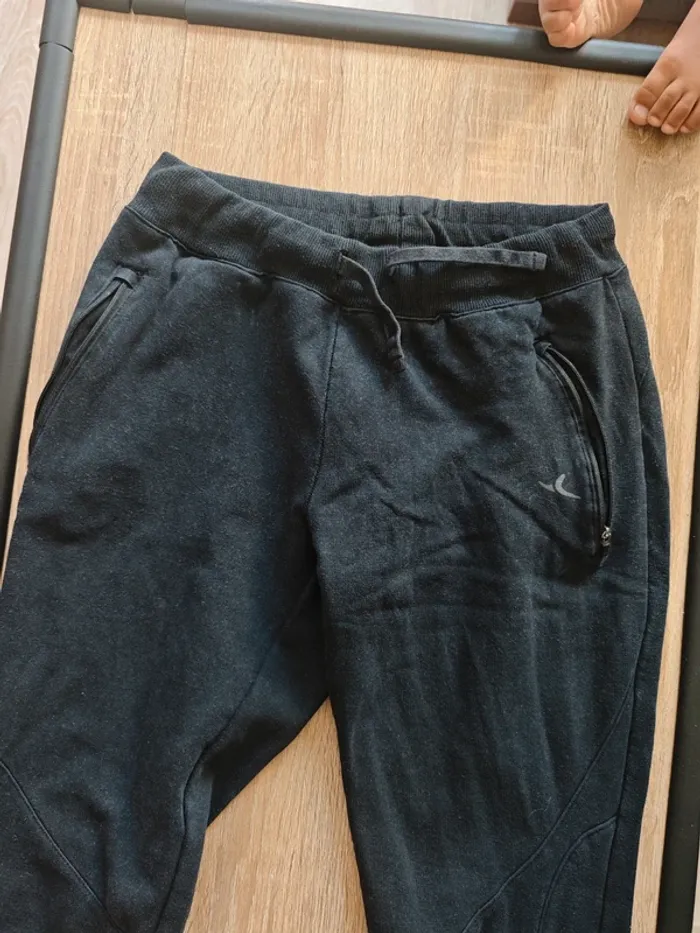 Jogging taille 36 - photo numéro 2
