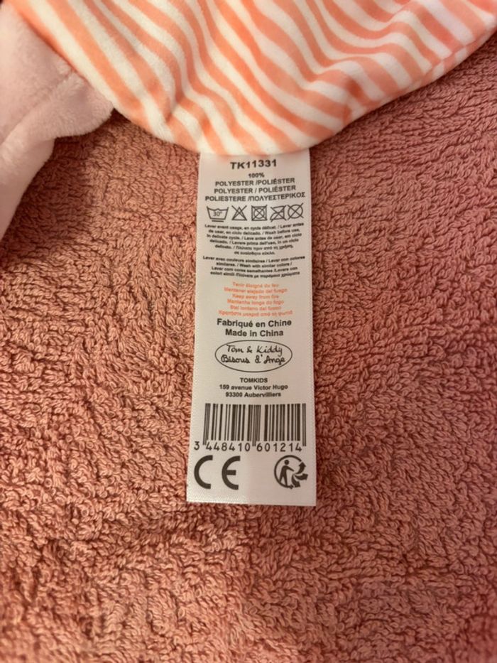Doudou lapin rose avec grelot - photo numéro 3