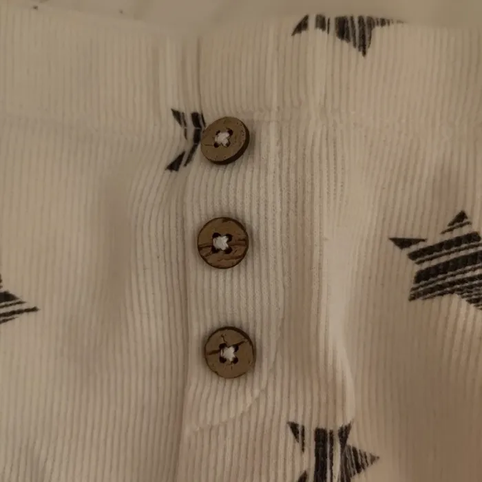 2 pantalons 1 short - photo numéro 5