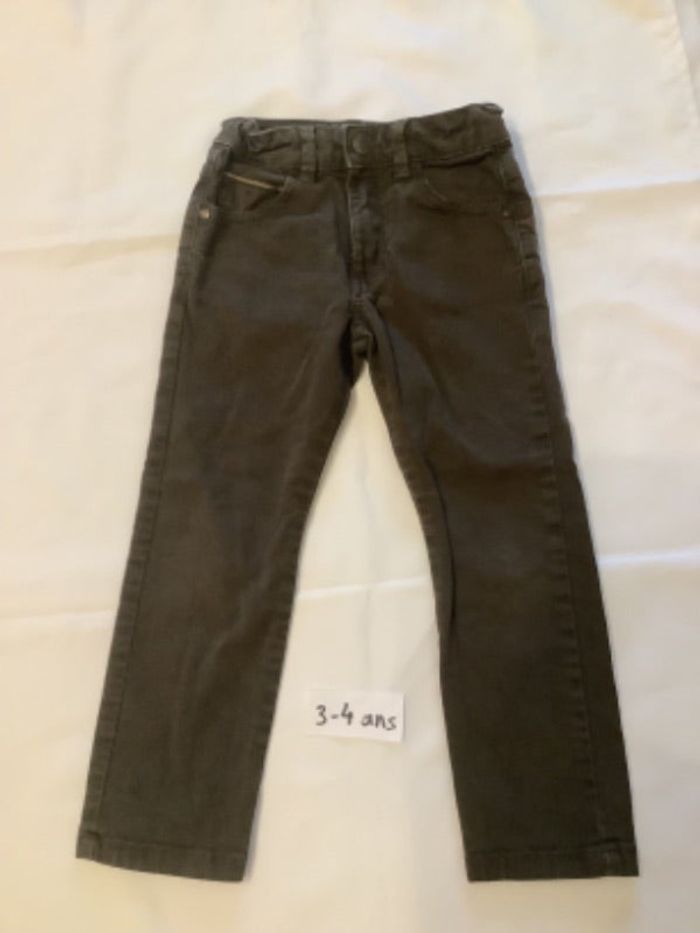 Pantalon Zara