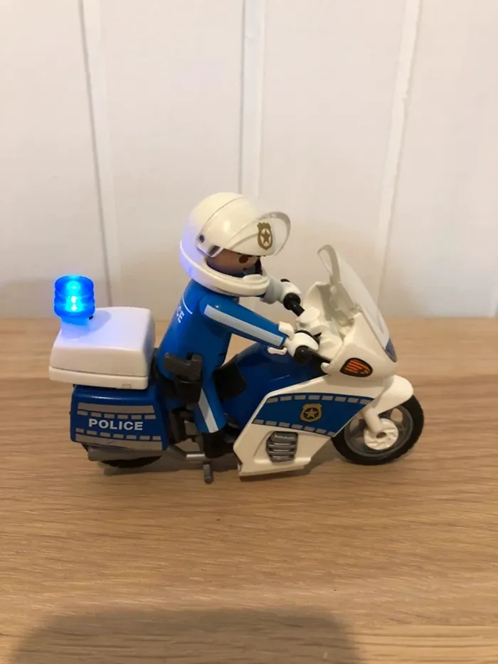 Motard de police playmobil 4262 🧸 - photo numéro 4