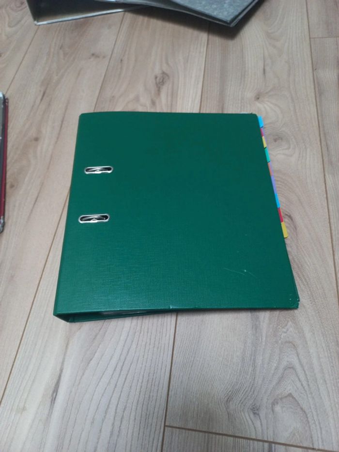 Lot classeurs / intercalaires / pochettes transparentes - photo numéro 6