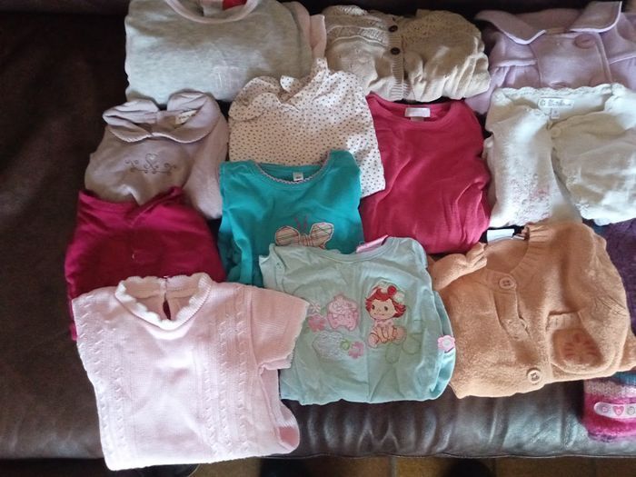 Lot 31 Vêtements fille - 6 mois - photo numéro 4