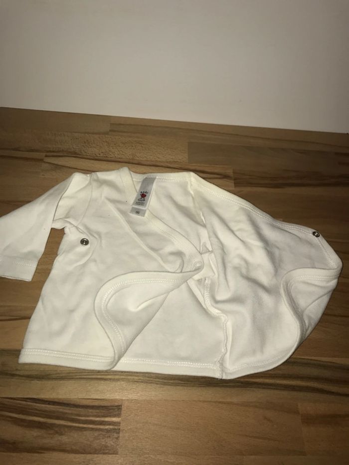 tshirt cache coeur à pression 56 cm coton mixte blanc très bon état baby clib - photo numéro 3