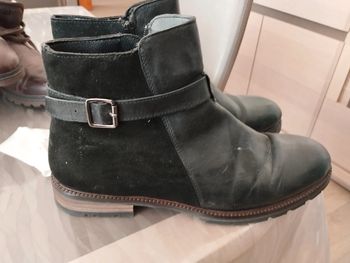 Bottines cuir noire taille 44 portées une fois achetées 139€
