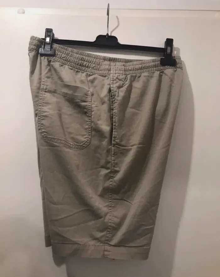Shorts bermuda homme uni olo poche sur les côtés et derrière beige taille L - photo numéro 3