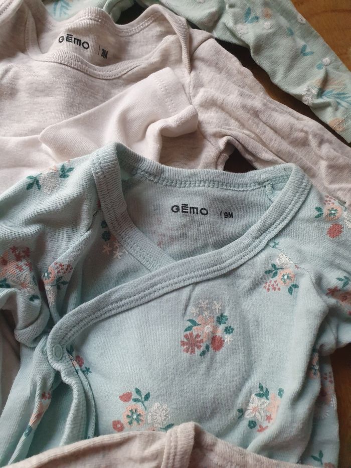 Lot de 9 bodies manches longues 9 mois - photo numéro 2