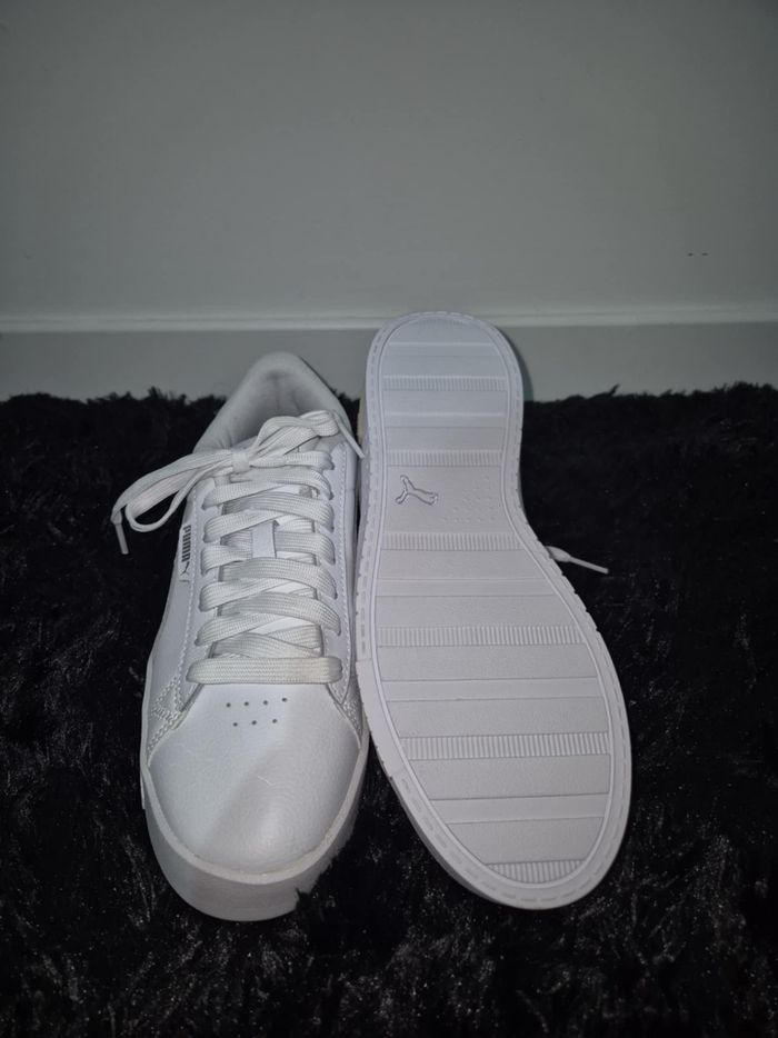 Chaussures neuves femme Puma T38 - photo numéro 5