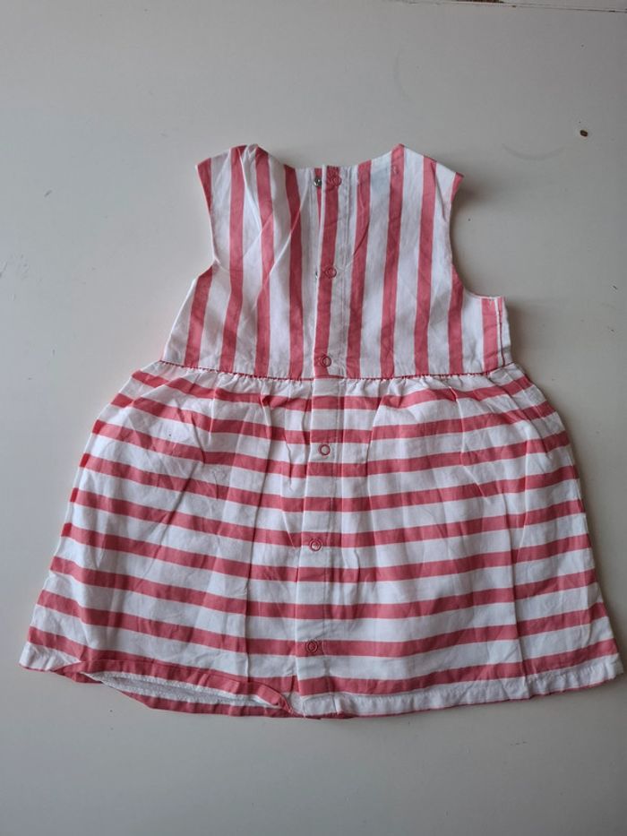 Lot de 2 robes Kiabi légères taille 12 mois - photo numéro 4