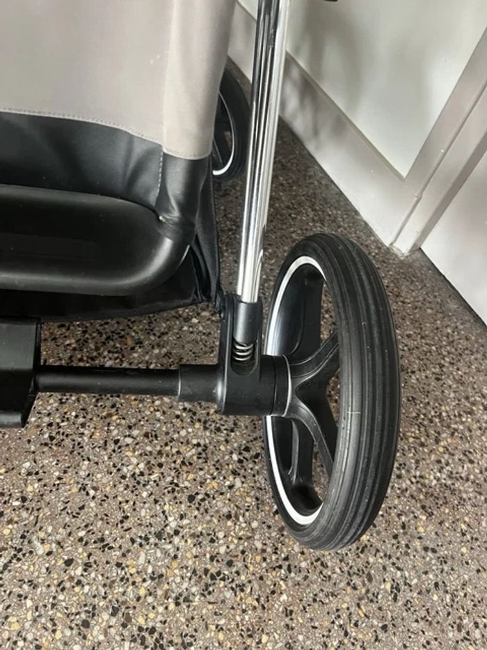 Poussette Cybex Priam 4 Platinum Trio - photo numéro 9