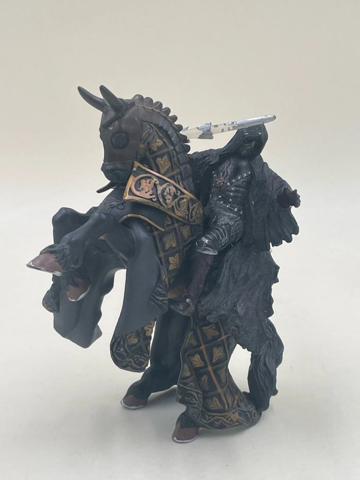 Figurines Papo médiévale cheval + chevalier