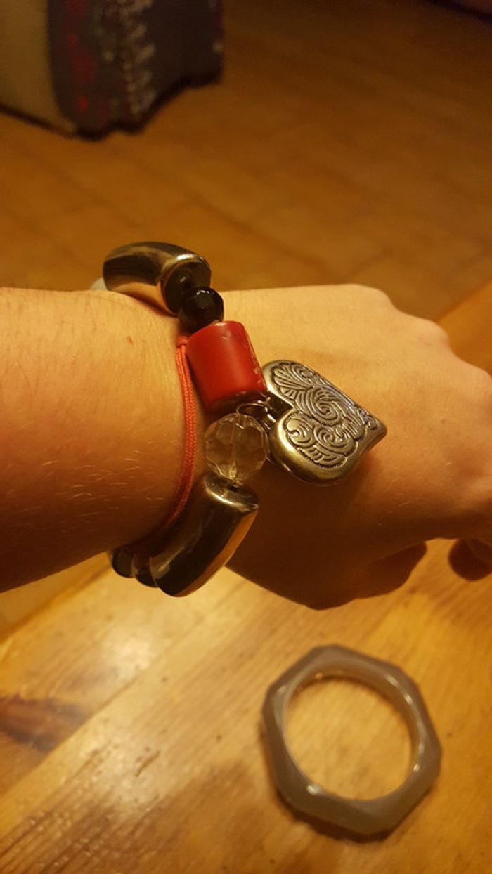 Bracelet fantaisie coeur - photo numéro 2