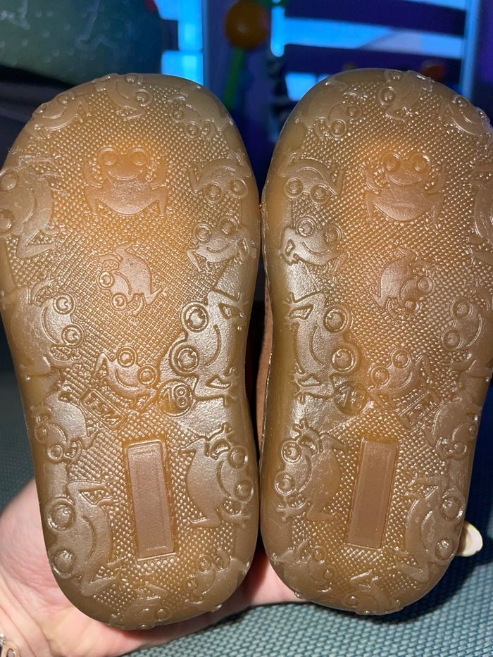 Chaussure taille 18 - photo numéro 4