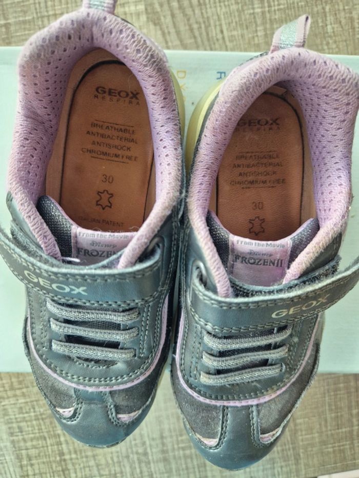 Baskets Geox Reine des Neiges 30 en bon état - photo numéro 4