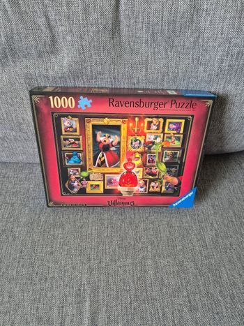 Puzzle 1000 pièces Villainous Queen of hearts disney