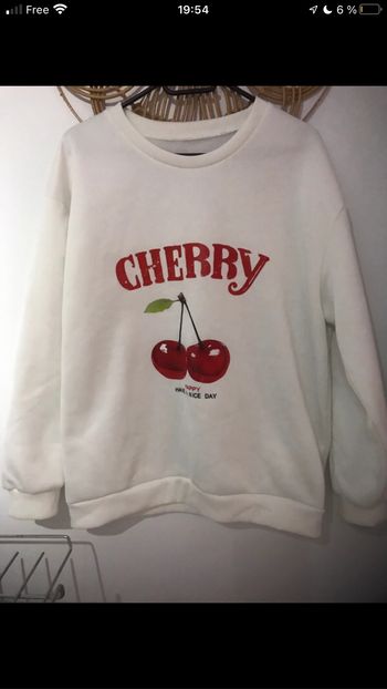 Sweat. Cerise 42