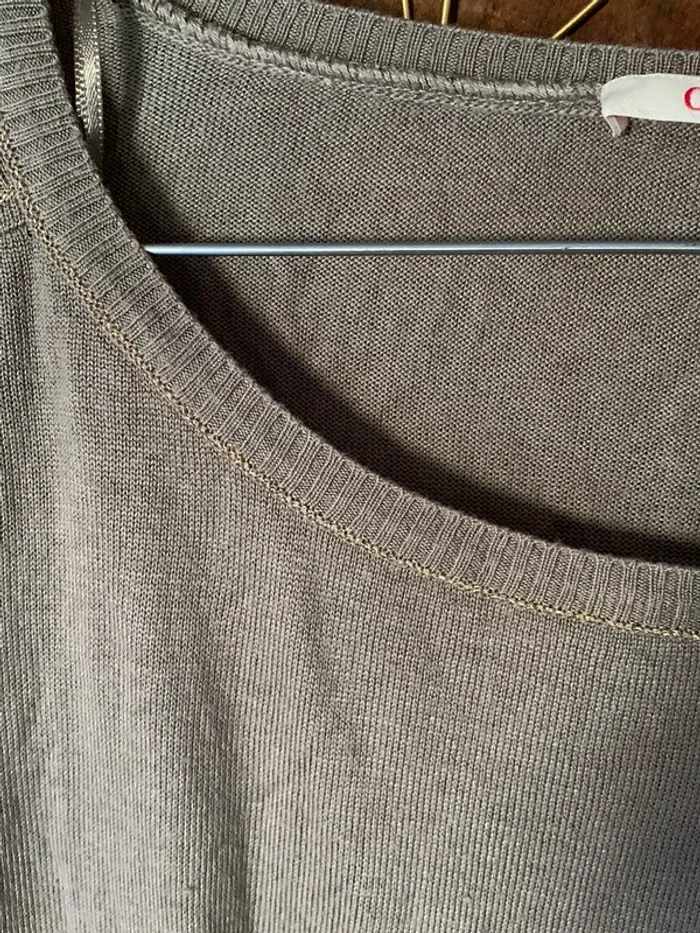 Pull léger kaki clair - photo numéro 2