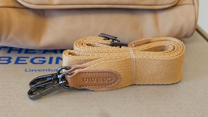 sac à main / bandoulière Crossbody Cabaïa - Modèle Moscou - Taille medium - photo numéro 7