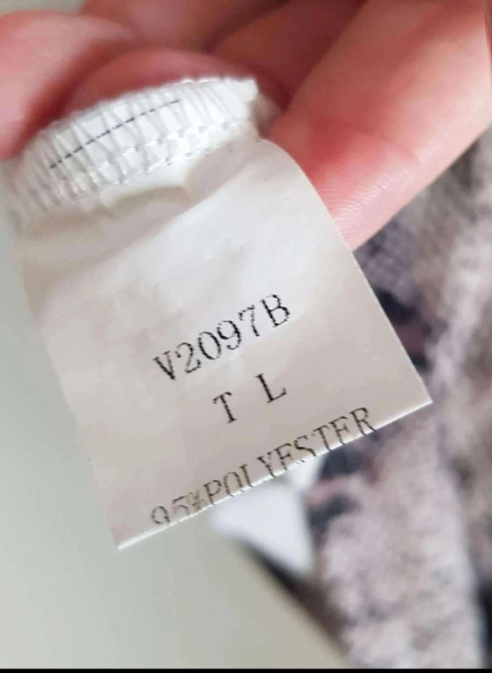 Robe  moulante  taille  40 - photo numéro 7