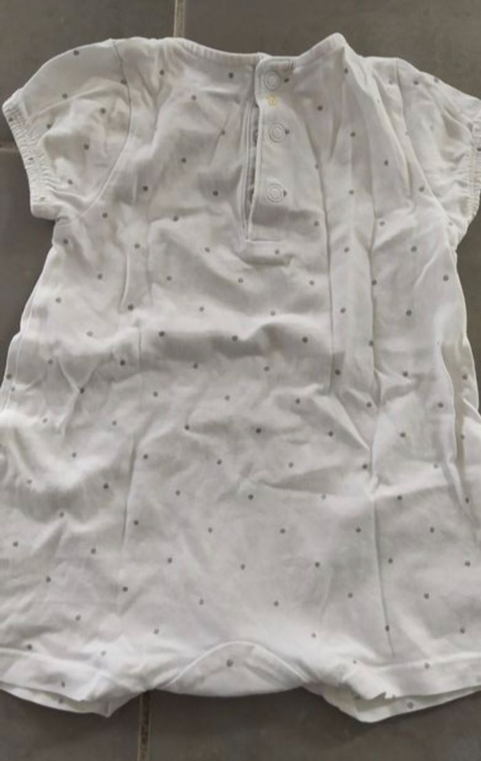 Lot 8 - tenue fille + sandales en 6 mois - photo numéro 6