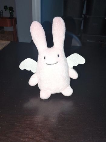 Peluche boite a musique la vie en rose ailes trousselier idée cadeau naissance