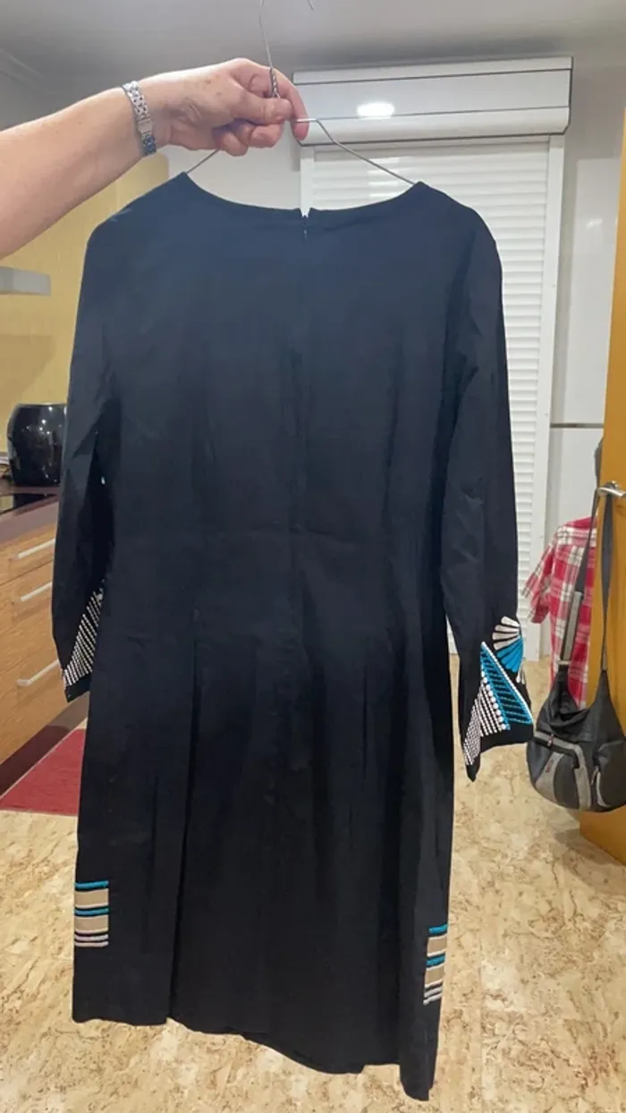 Vestido bordado - photo numéro 2