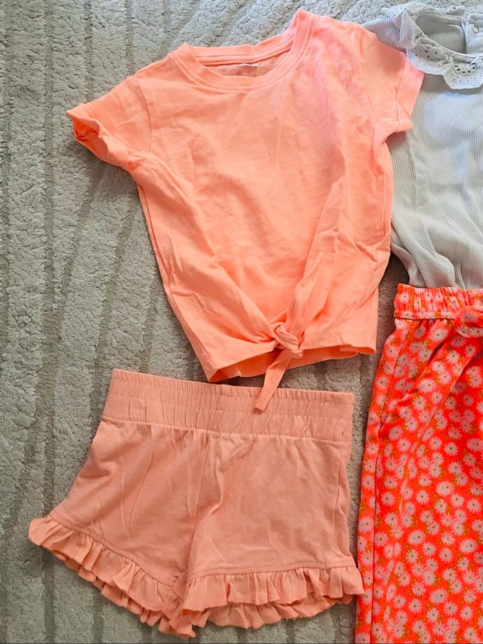 Lot vêtements fille 2/3 ans - photo numéro 2