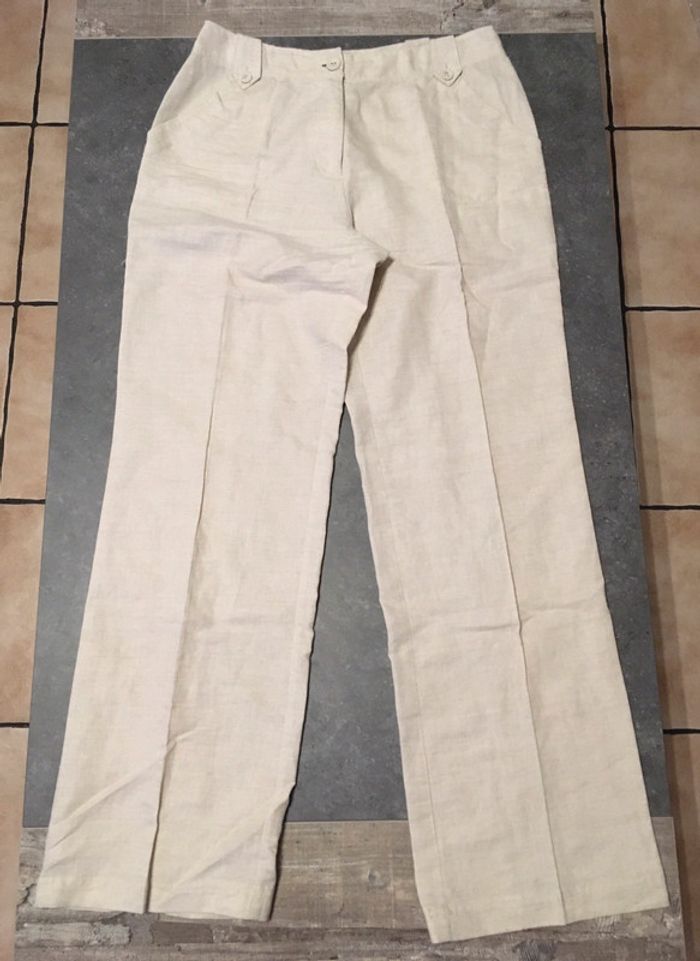 Pantalon large blanc cassé en lin taille 38