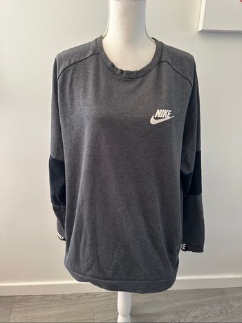 Sweatshirt gris noir et blanc Nike TXL