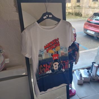 T-shirt mickey 12ans