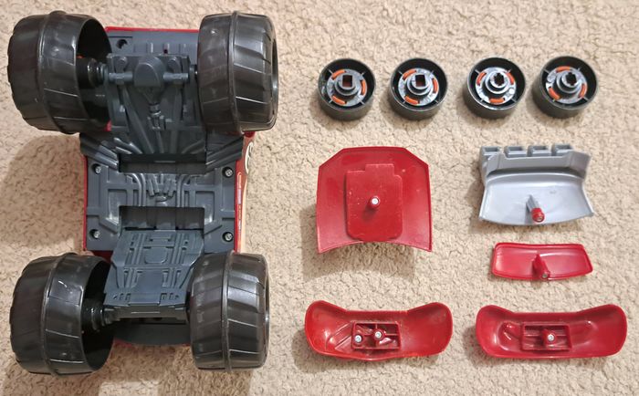 🪆 Voiture Disney Pixar Cars Flash McQueen - photo numéro 2