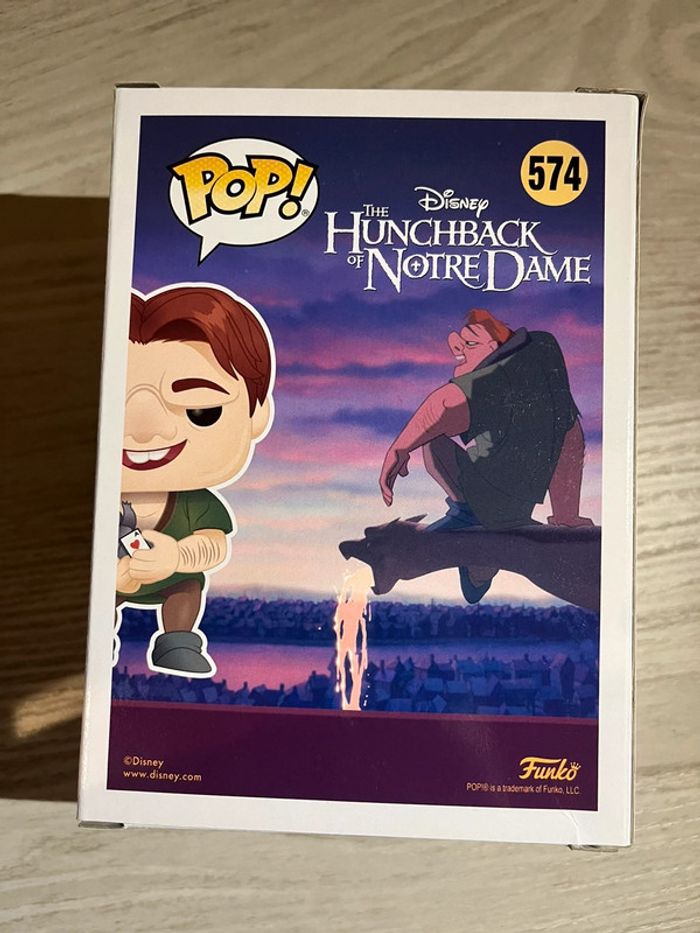 Funko Pop Quasimodo holding gargoyle - The Hunchback of Notre Dame - photo numéro 3