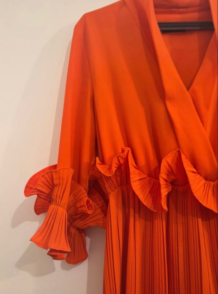 Magnifique robe orange Pretty Little Things Taille 40 - photo numéro 7