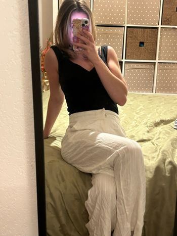 Pantalon blanc léger avec étiquette