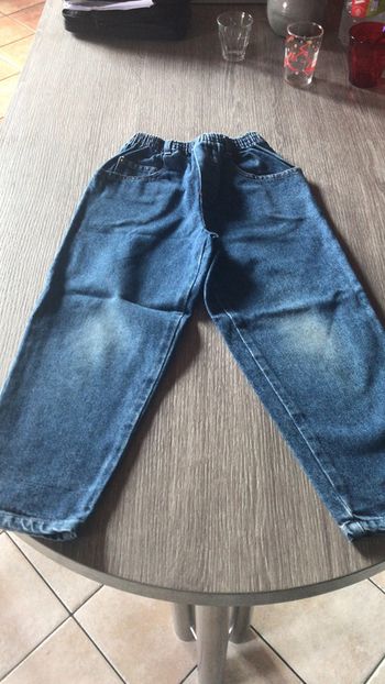 Tom bus jean taille 4 ans