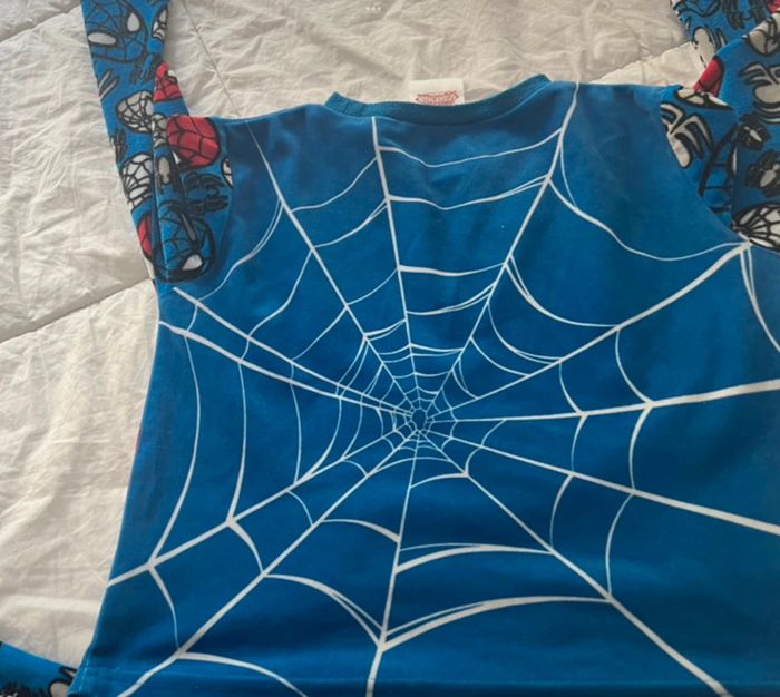 ensemble pyjama Spiderman - photo numéro 12