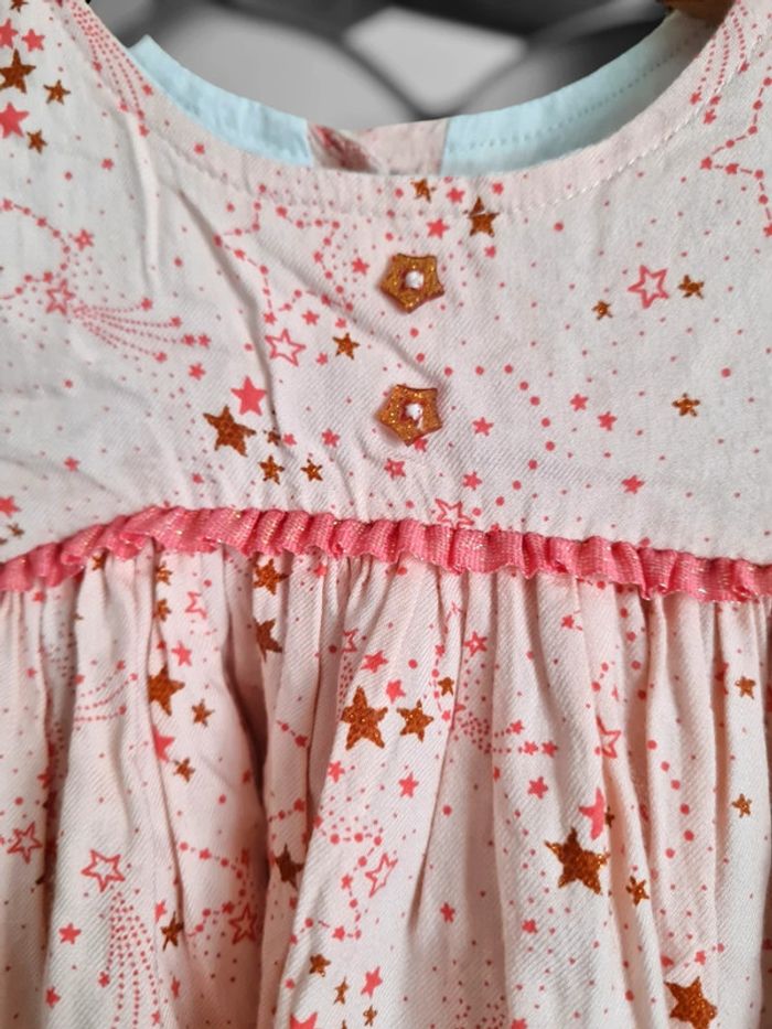 Jolie robe volants manches longues - photo numéro 3