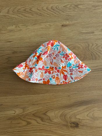 Chapeau fleuri Gémo