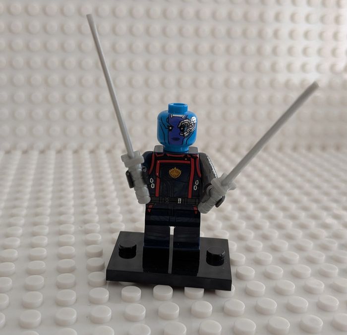 Figurine Marvel : Nebula (version Gardiens de la Galaxie), style lego