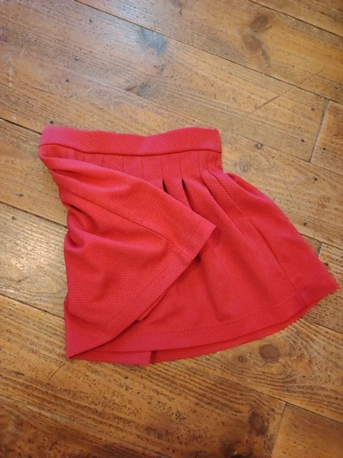 Jupe 8 ans - photo numéro 2